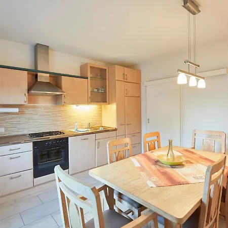 Haus Kim - 1 Apartment Borkum